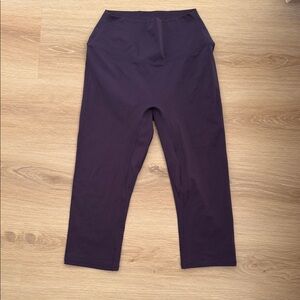 Garage Plum Capri Leggings